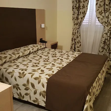 Holiday- Finestrella