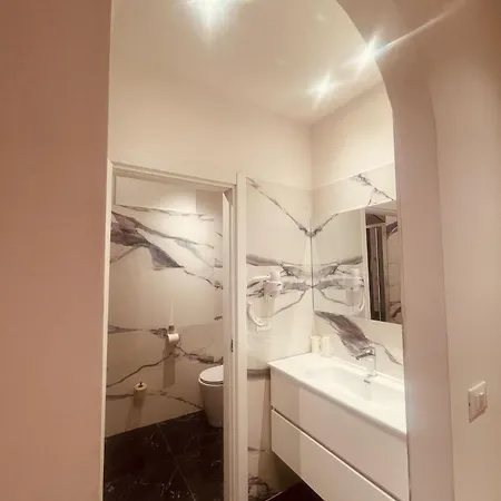 Holiday- Finestrella Hotel Bologne