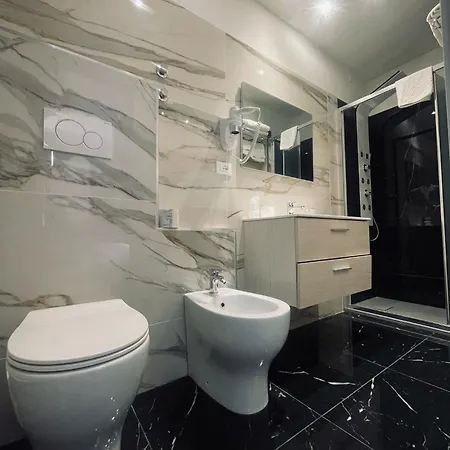 Holiday- Finestrella Szálloda 3*