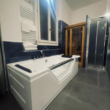 Hotel Holiday- Finestrella Bologna