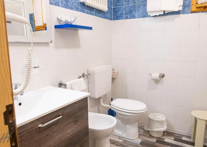 Holiday- Finestrella Hotell 3*