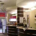 Holiday- Finestrella 3*
