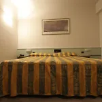 Holiday- Finestrella 3* Bolonia