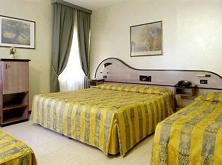 Holiday- Finestrella Hotel Bolonia