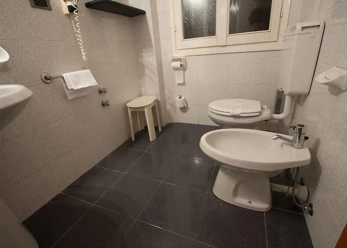 Holiday- Finestrella 3*