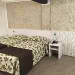 Holiday- Finestrella Hotel