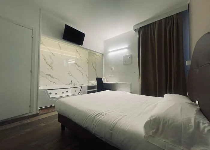 Holiday- Finestrella Hotel